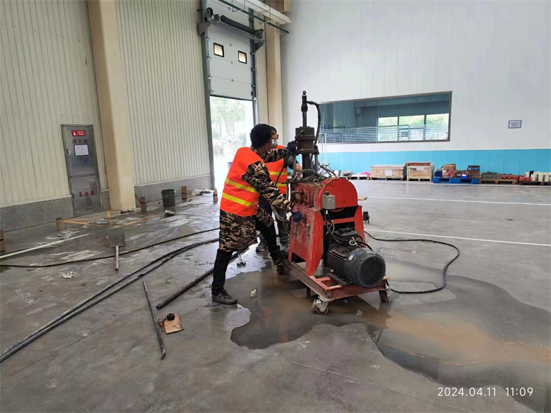 万安厂房地面下沉塌陷注浆加固施工